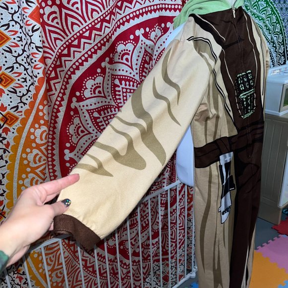 Star Wars Brown and Green Jumpsuit - Picture 4 of 6